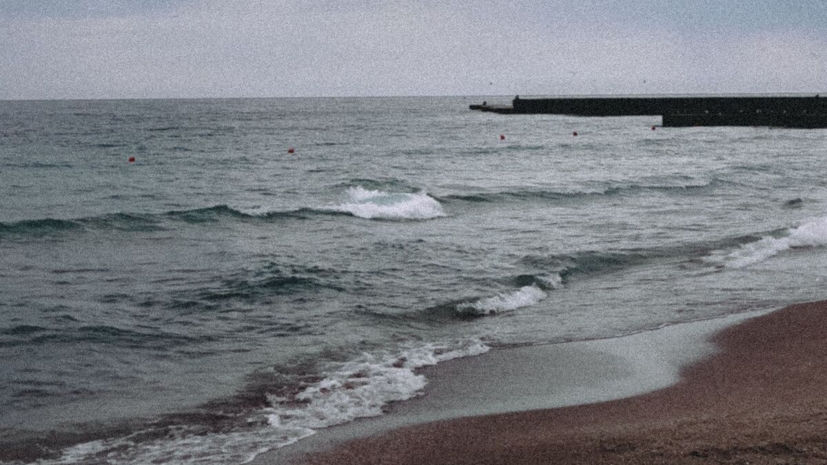 Beach gloomy.jpg