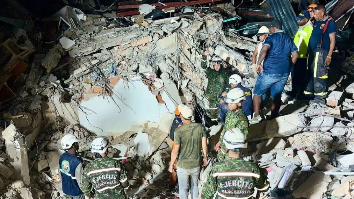Colombia earthquake death toll rises to 273 as 496 remain missing