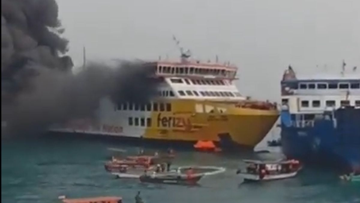Indonesian police investigate ferry fire near Merak as 16 passengers receive medical treatment