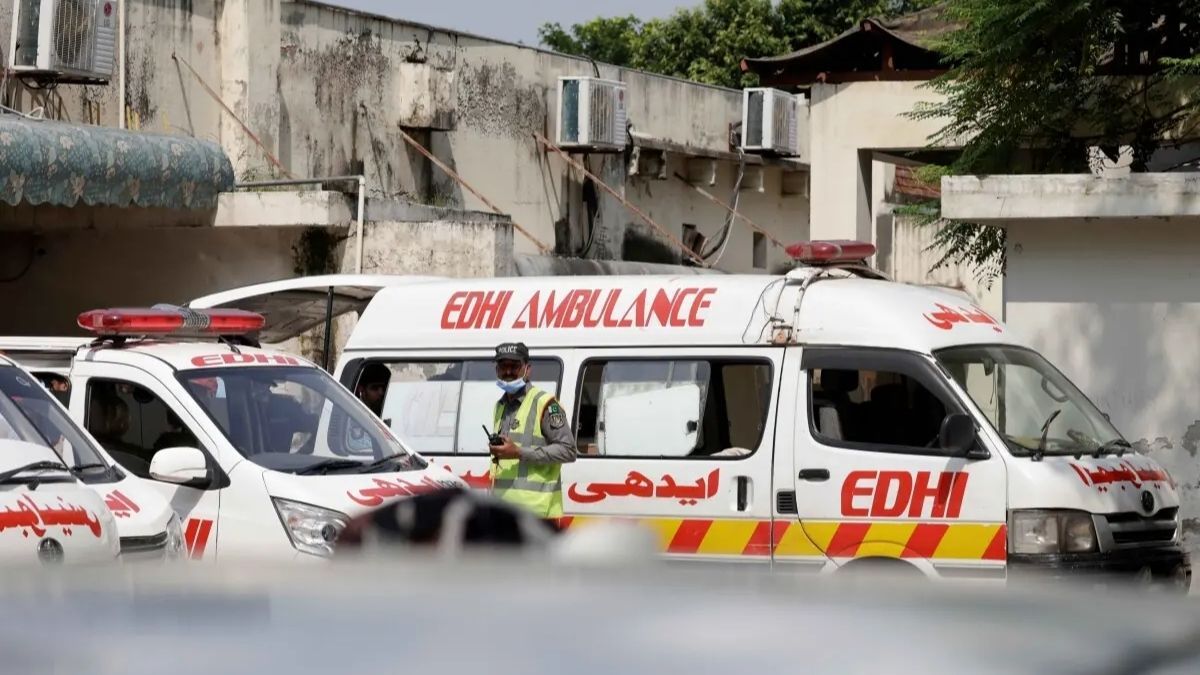 Pakistan hospital fire kills 14 newborns as inquiry probes safety failures