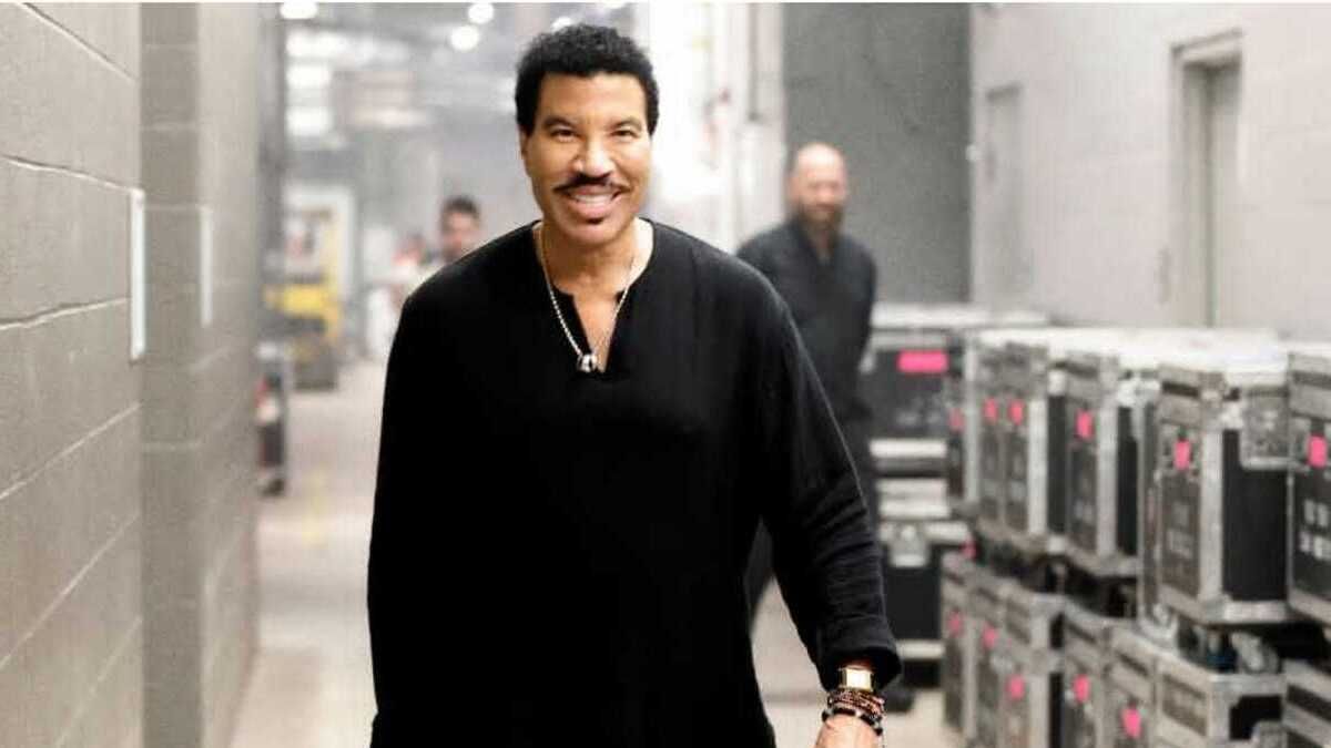 Lionel Richie hospitalised in St Louis after Saturday concert