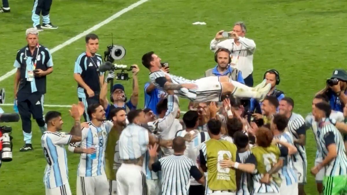 Messi inspires stunning Argentina comeback to eliminate Egypt from World Cup