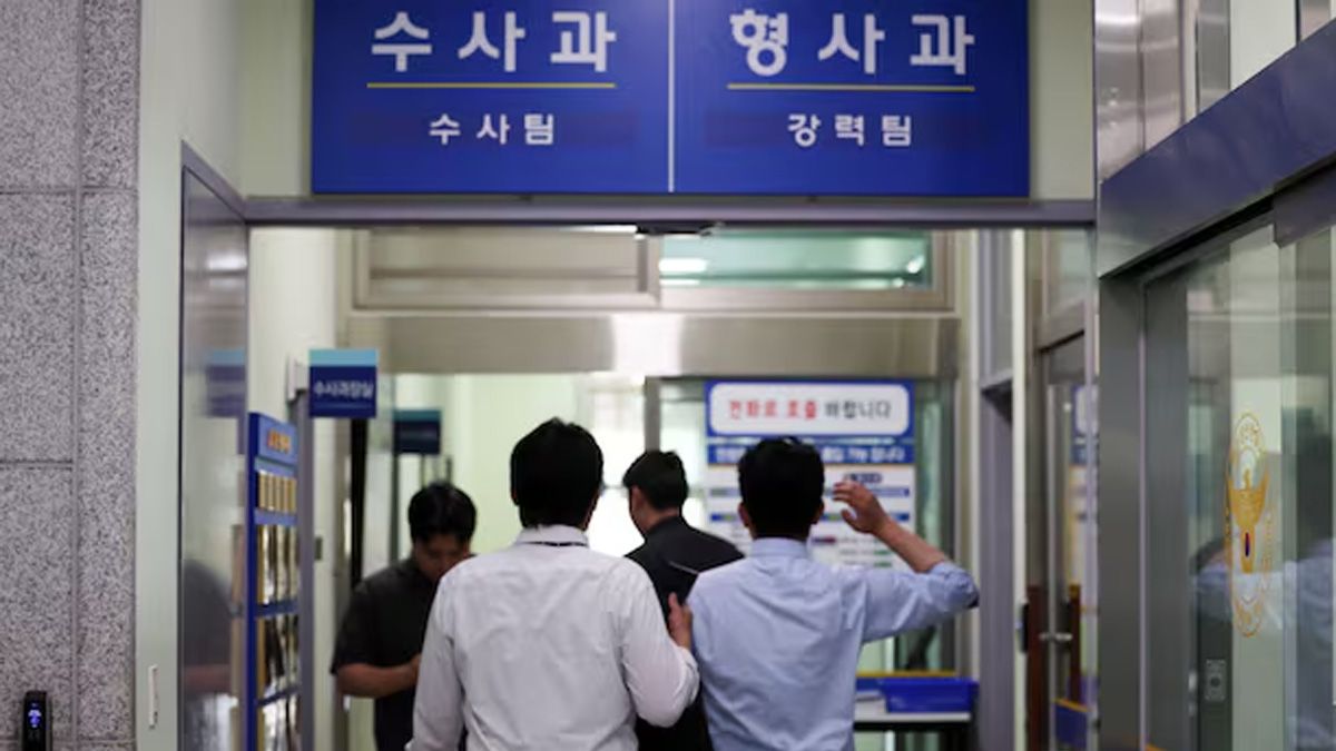 Gwangju police chief's office raided over murder case cover-up probe